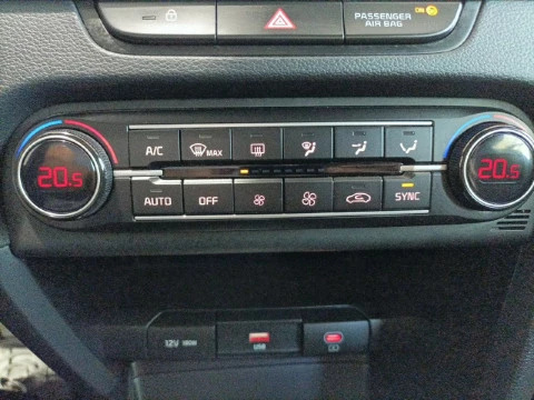 Kia Ceed 1.0 T-GDi 88kW (120CV) Drive