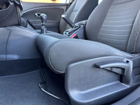 Renault Megane Sport Tourer Limited Energy SANDS TCe 85 kW (115 CV)