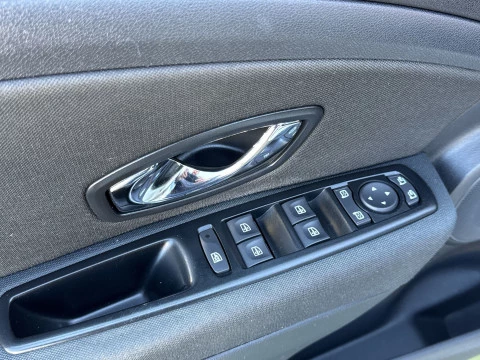 Renault Megane Sport Tourer Limited Energy SANDS TCe 85 kW (115 CV)