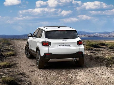 Jeep Avenger 1.2 eHybrid 81kW (110CV) Summit