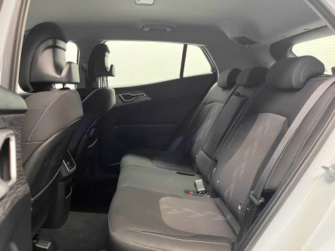 Kia Sportage 1.6 T-GDi MHEV 118kW (160CV) Drive 17