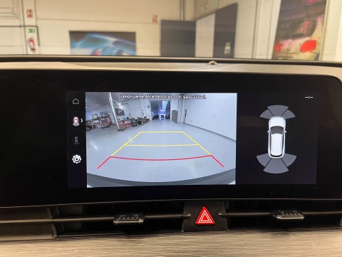 Kia Sportage 1.6 T-GDi MHEV 118kW (160CV) Drive 17