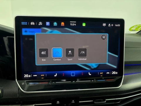 Volkswagen Golf R-Line 2.0 TDI 110 kW (150 CV) DSG