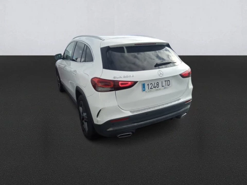 Mercedes-Benz GLA GLA 200 D