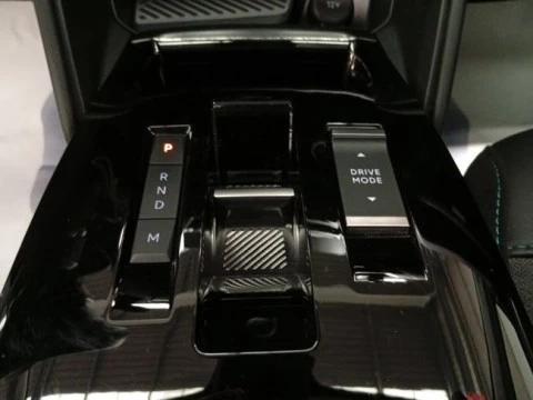 Citroën C4 BlueHDi 130 S&S EAT8 Feel Pack