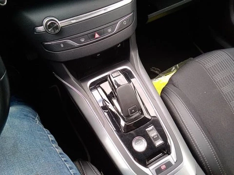 Peugeot 308 SW Allure BlueHDI 130 S&S EAT8