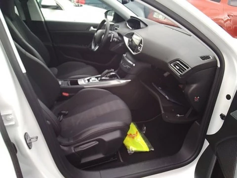 Peugeot 308 SW Allure BlueHDI 130 S&S EAT8