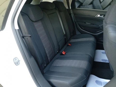 Peugeot 308 SW Allure BlueHDI 130 S&S EAT8