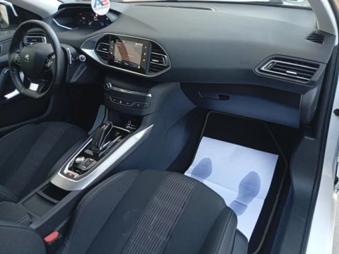 Peugeot 308 SW Allure BlueHDI 130 S&S EAT8