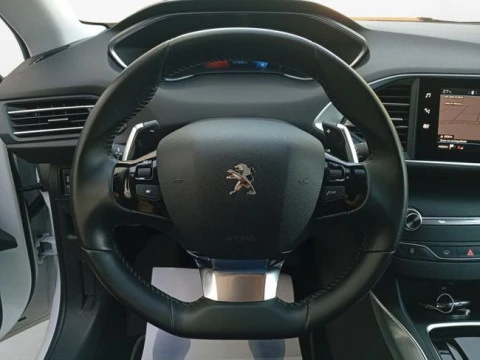 Peugeot 308 SW Allure BlueHDI 130 S&S EAT8