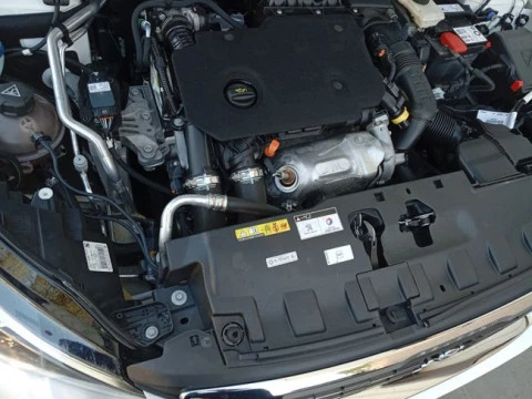 Peugeot 308 SW Allure BlueHDI 130 S&S EAT8
