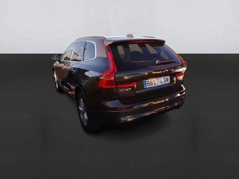 Volvo XC60 2.0 B4 D AWD Momentum Pro Auto