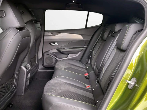 Peugeot 408 408 GT PLUG-IN HYBRID 225 e-EAT8