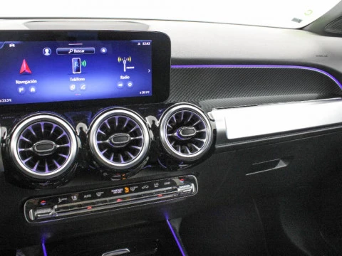 Mercedes-Benz GLB 200D