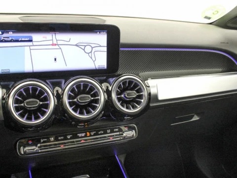 Mercedes-Benz GLB 200D