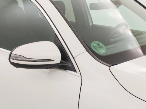 Mercedes-Benz GLB 200D