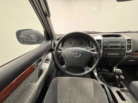 Toyota Land Cruiser 3.0 D-4D 173CV GX