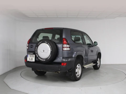 Toyota Land Cruiser 3.0 D-4D 173CV GX