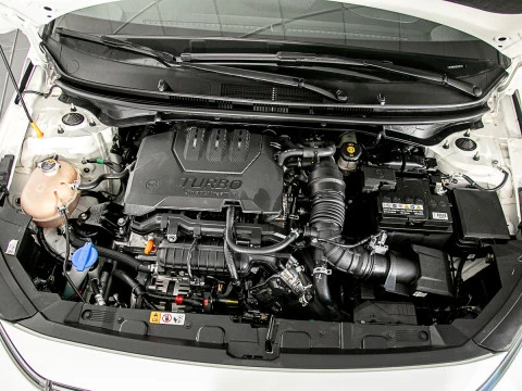 Hyundai Bayon 1.0 TGDI 74kW (100CV) 48V Maxx