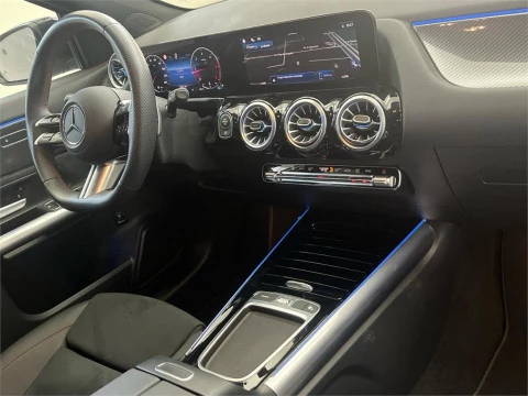 Mercedes-Benz GLA 200 D