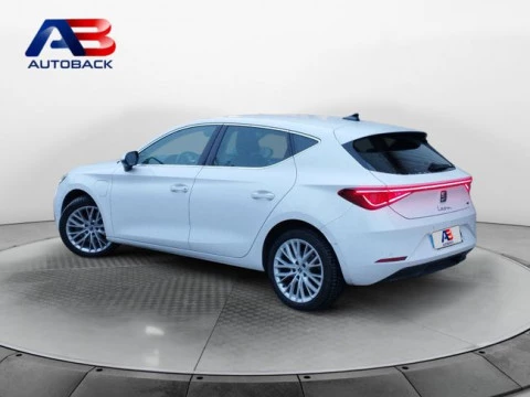 Seat Nuevo León 1.4 e-Hybrid DSG-6 S&S Xcellence Go L