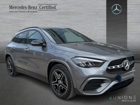 Mercedes-Benz GLA  200 d