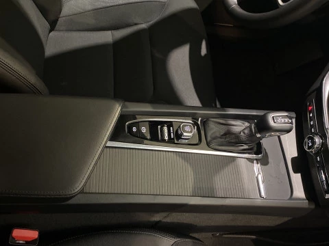 Volvo XC60 2.0 D4 BUSINESS PLUS AUTO 5P