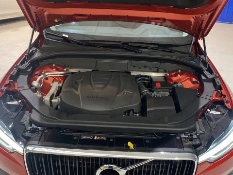 Volvo XC60 2.0 D4 BUSINESS PLUS AUTO 5P