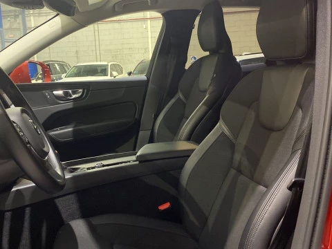 Volvo XC60 2.0 D4 BUSINESS PLUS AUTO 5P