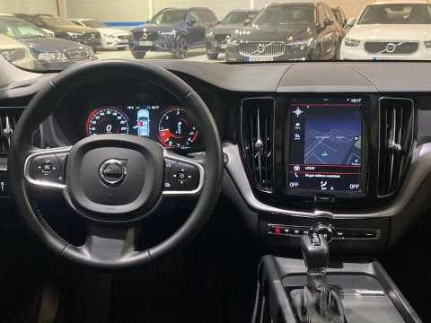 Volvo XC60 2.0 D4 BUSINESS PLUS AUTO 5P