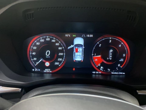 Volvo XC60 2.0 D4 BUSINESS PLUS AUTO 5P