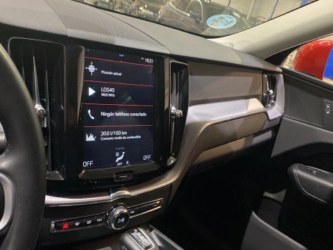 Volvo XC60 2.0 D4 BUSINESS PLUS AUTO 5P