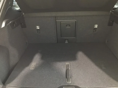 Volvo XC40 XC40 PLUS B3 MILD HYBRID GASOLINA