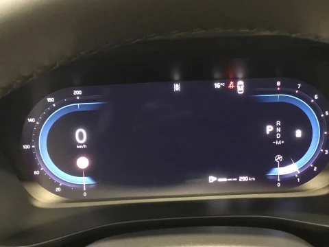 Volvo XC40 XC40 PLUS B3 MILD HYBRID GASOLINA