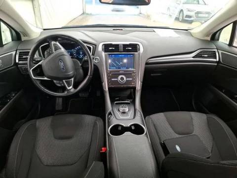 Ford Mondeo 2.0 TDCi 110kW Titanium PowShift SB