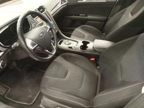 Ford Mondeo 2.0 TDCi 110kW Titanium PowShift SB