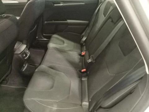 Ford Mondeo 2.0 TDCi 110kW Titanium PowShift SB