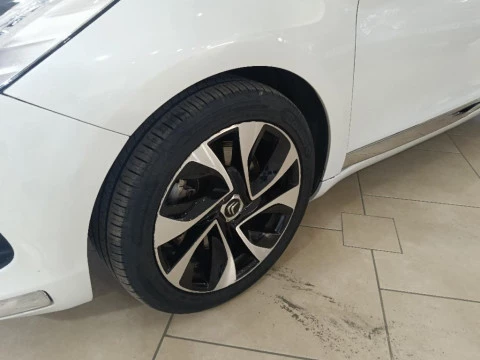 DS 5 2.0 BLUEHDI 150 S&S STYLE 5P