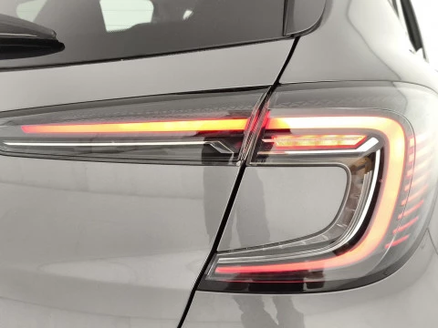 Renault Captur techno Eco-G 100cv (74 kW)