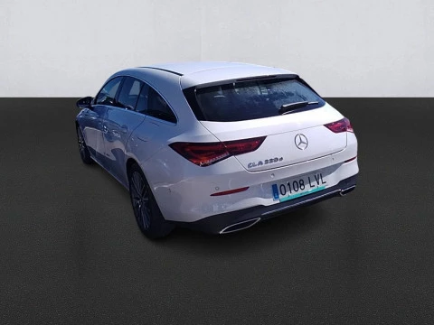 Mercedes-Benz CLA CLA 220 D DCT Shooting Brake