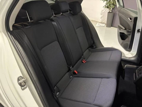 Volkswagen Golf 2.0 TDI 85kW (115CV)