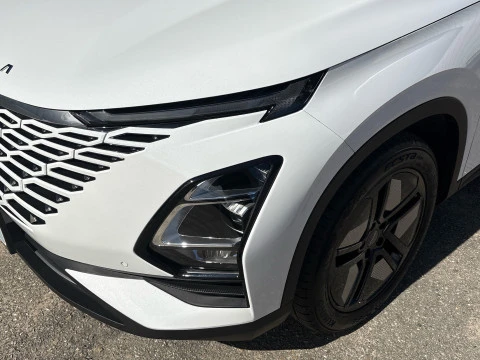Omoda 5 MY2 - Premium 1.6 TGDI 108kW (14cv)