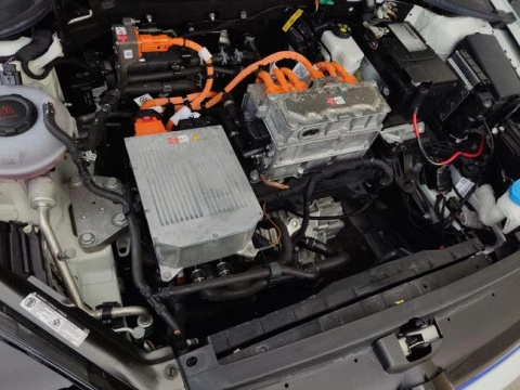 Volkswagen Golf e-Golf ePower 100 kW (136CV)