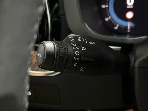 Volvo XC60 Ultra, B5 AWD Mild Hybrid, Gasolina, Dark