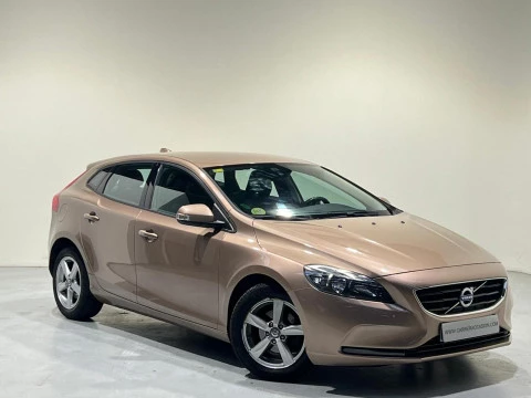 Volvo V40 Momentum