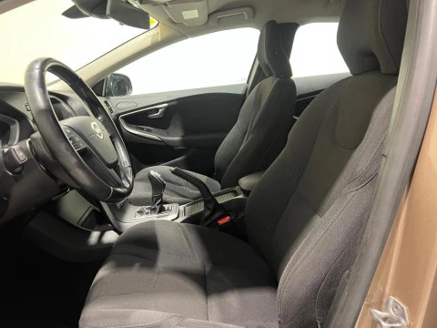 Volvo V40 Momentum