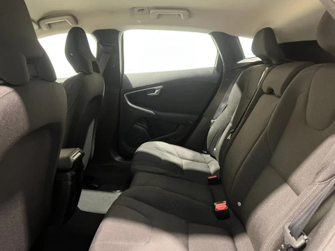 Volvo V40 Momentum