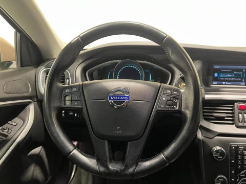 Volvo V40 Momentum