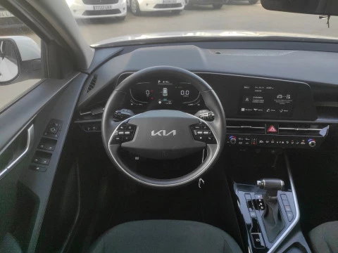 Kia Niro 1.6 GDi HEV 104kW (141CV) Concept
