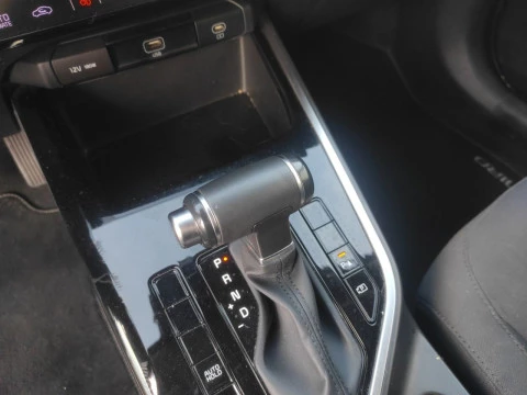 Kia Niro 1.6 GDi HEV 104kW (141CV) Concept